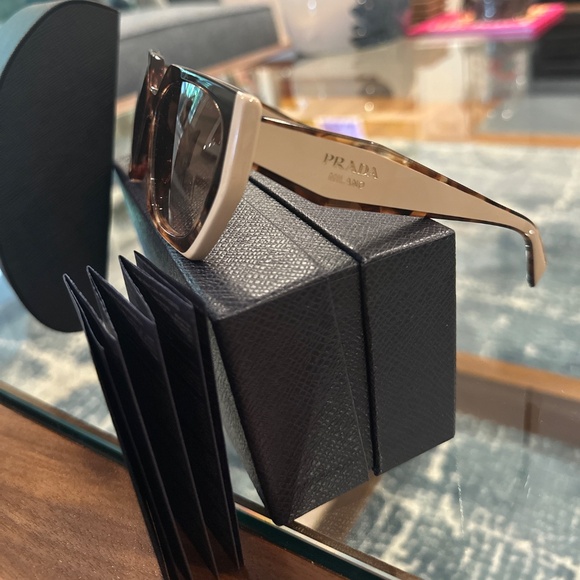 New Prada sunglasses main image 6
